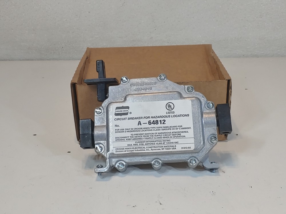 Crouse Hinds D2CB11 20 Circuit Breaker