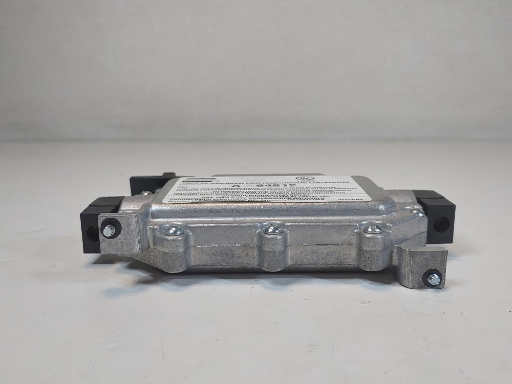 Crouse Hinds D2CB11 20 Circuit Breaker