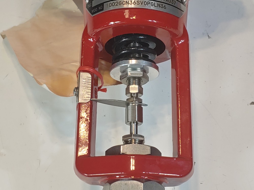 Badger Meter 1002GCN36SVOPGLN36 Valve Actuator w/1/2" X 1/4" Control Valve 316