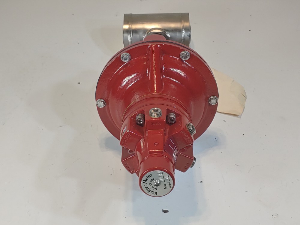 Badger Meter 1002GCN36SVOPGLN36 Valve Actuator w/1/2" X 1/4" Control Valve 316