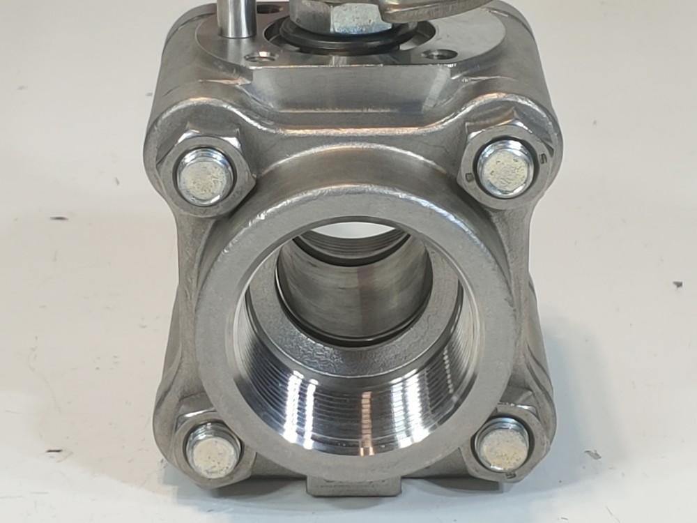 Worcester Flowserve1-1/2"Threaded Reduced Port CF8M Ball Valve1-1/2CN4466PMSE R7