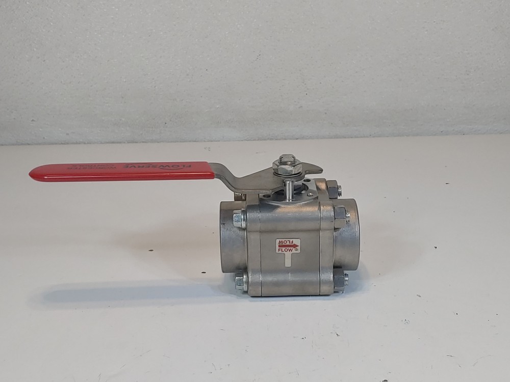 Worcester Flowserve1-1/2"Threaded Reduced Port CF8M Ball Valve1-1/2CN4466PMSE R7