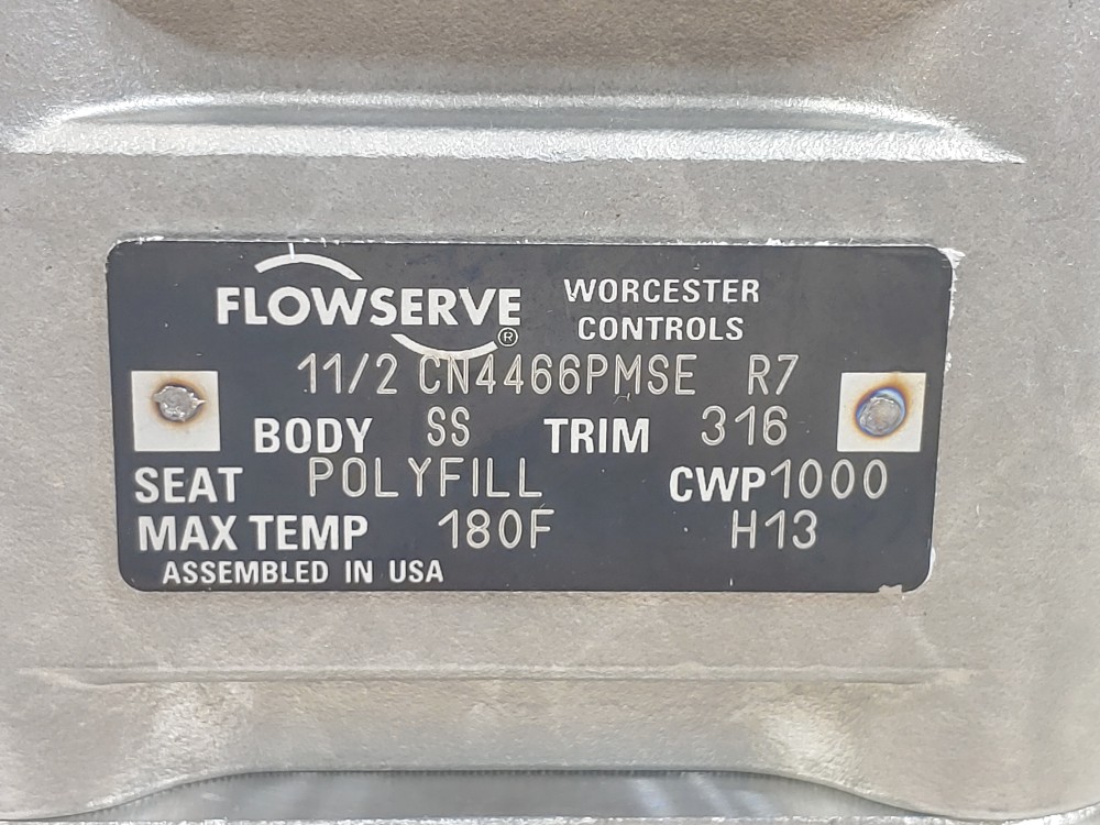 Worcester Flowserve1-1/2"Threaded Reduced Port CF8M Ball Valve1-1/2CN4466PMSE R7