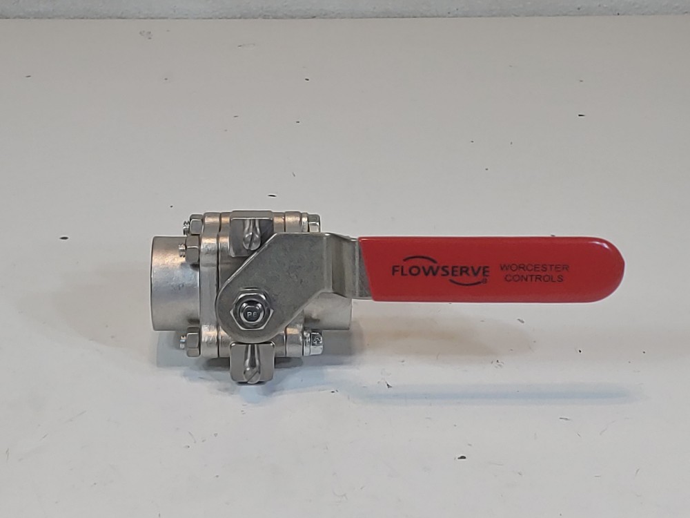 Worcester Flowserve 1" Threaded Reduced Port CF8M Ball Valve 1 CN4466PMSE R7