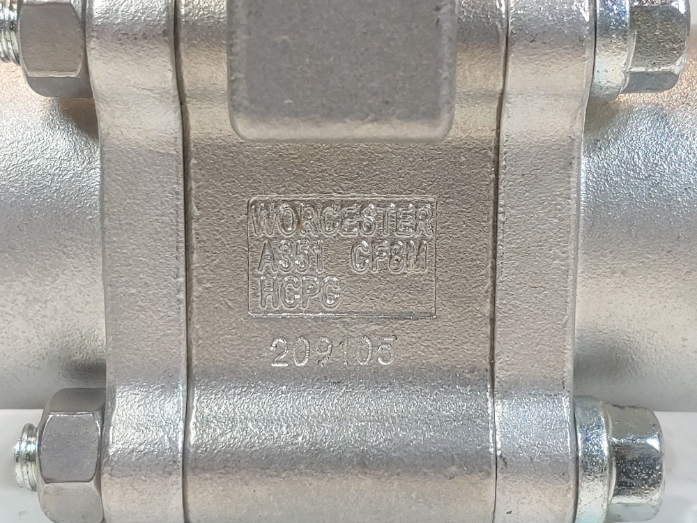 Worcester Flowserve 1" Threaded Reduced Port CF8M Ball Valve 1 CN4466PMSE R7
