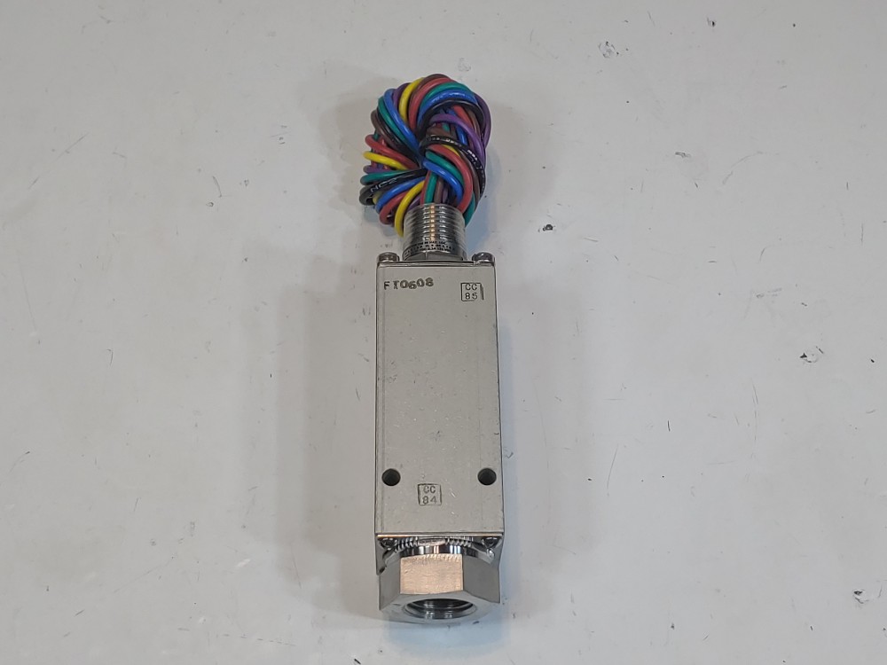 CCS Dual Seal Adjustable Pressure Switch  6900GZEM18