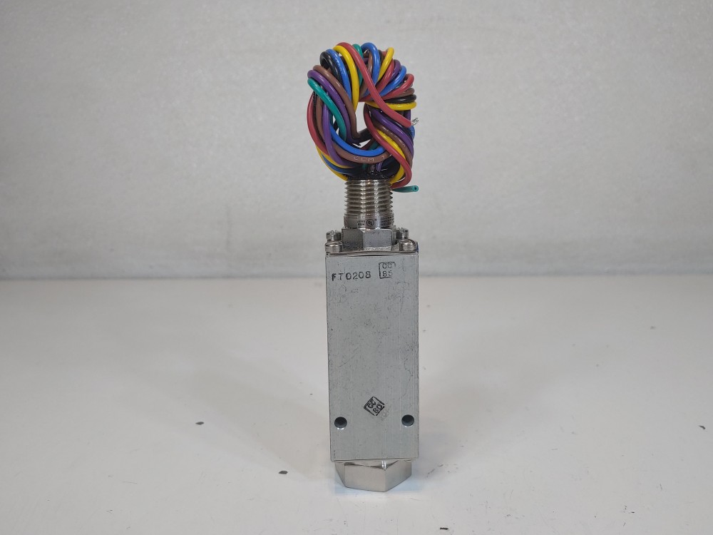 CCS Adjustable Pressure Switch 6900GZEM14