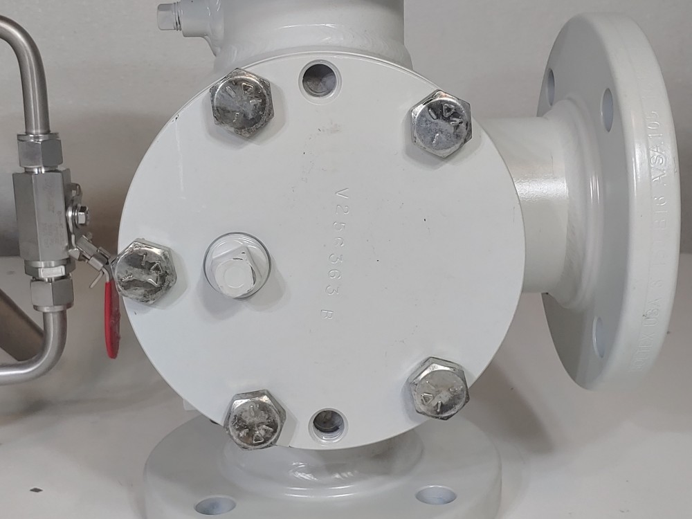 Hillard Hilco 3" 150# 3-Way Split Transfer Valve FT-030E-150P/Serial#: V256363