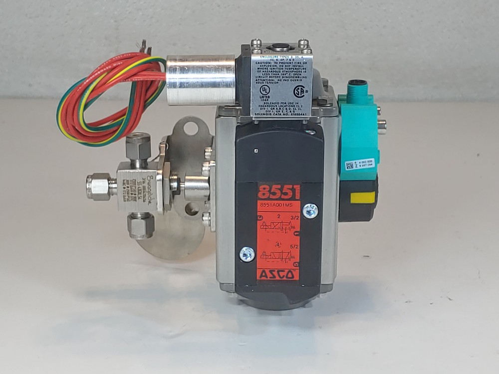 Swagelok SS-43GXLS4 Pneumatically Actuated Ball Valve Assembly 