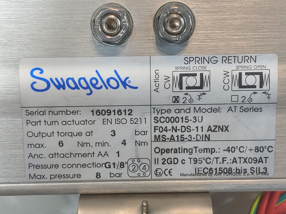 Swagelok SS-43GXLS4 Pneumatically Actuated Ball Valve Assembly 