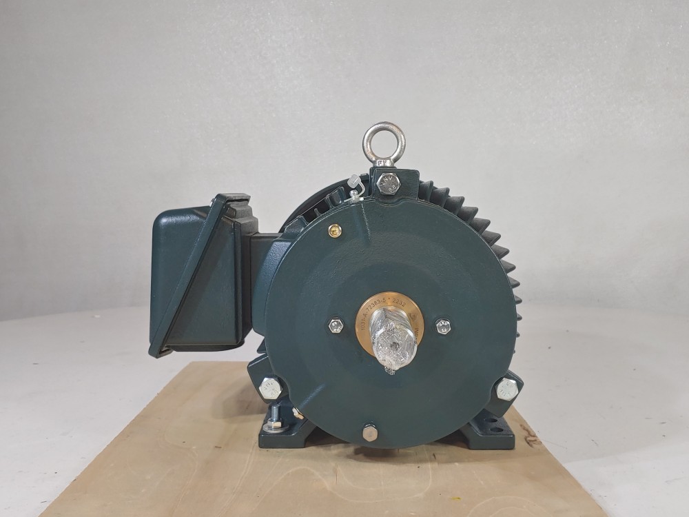 Toshiba 5HP 3500 RPM EQP Global Electric Motor 0052XDSB41A-P