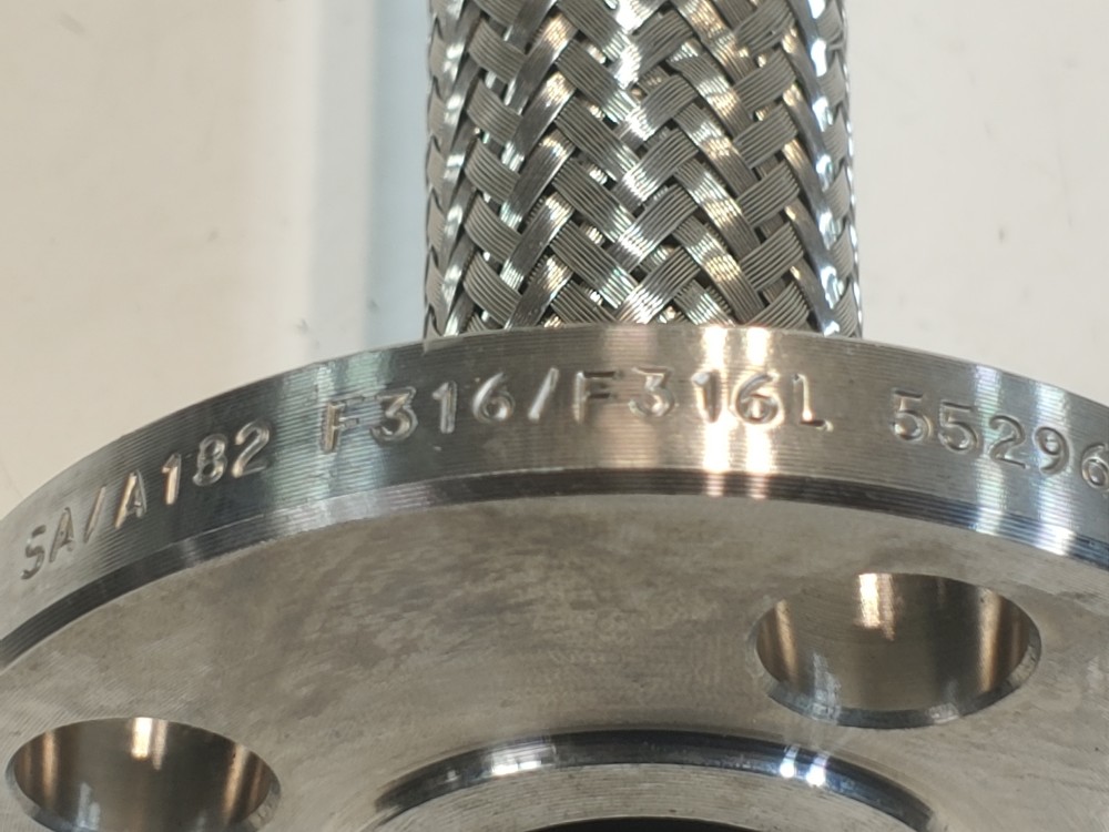 Braided Flex Hose 1" x 15" 304, 3/4" 150# 316 Fixed Flange x Floating Flange