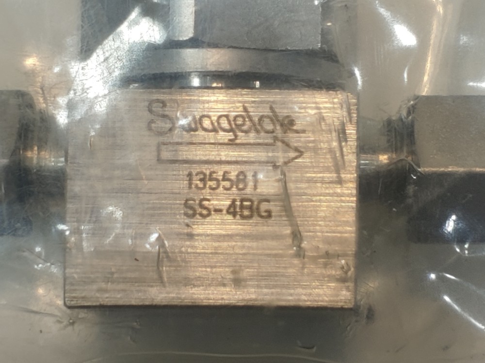 Swagelok SS Bellows Sealed Valve, Spherical Stem Tip 1/4" Tube Fitting SS-4BG