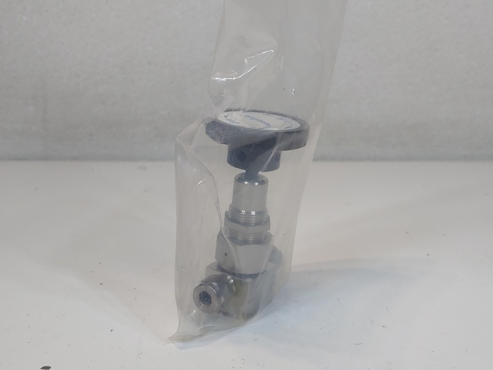 Swagelok SS Bellows Sealed Valve, Spherical Stem Tip 1/4" Tube Fitting SS-4BG