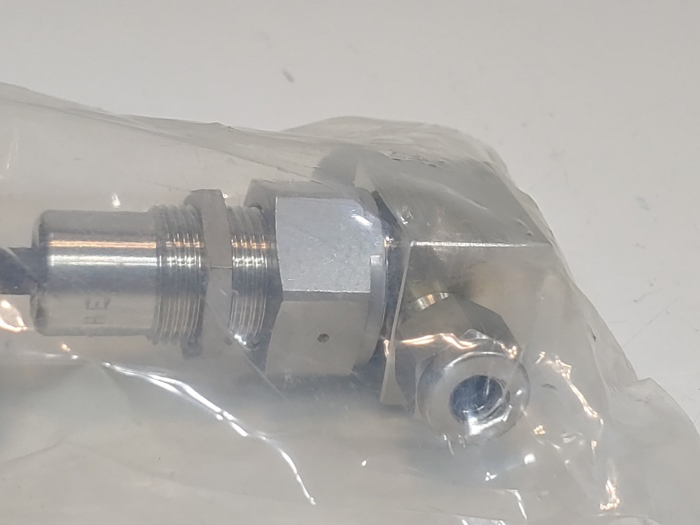 Swagelok SS Bellows Sealed Valve, Spherical Stem Tip 1/4" Tube Fitting SS-4BG