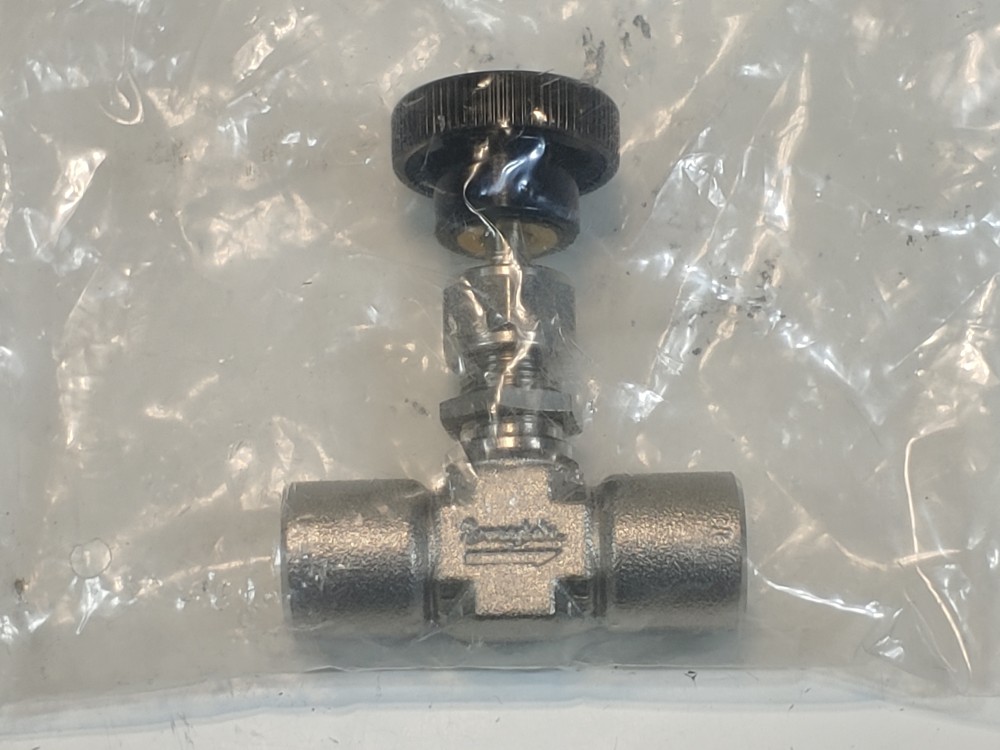 Swagelok SS Integral Bonnet Needle Valve SS-ORF2, 1/8" FNPT, Regulating Stem