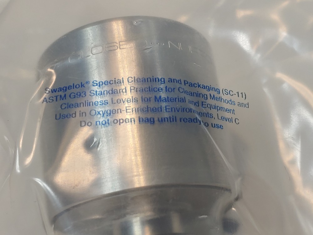 Swagelok High Pressure Bellows Sealed Valve SS-HBS4-C,  1/4" Tube Fitting