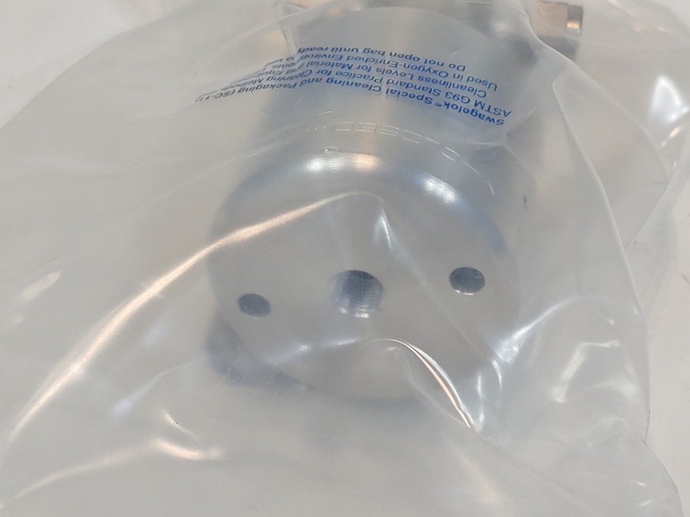 Swagelok High Pressure Bellows Sealed Valve SS-HBS4-C,  1/4" Tube Fitting