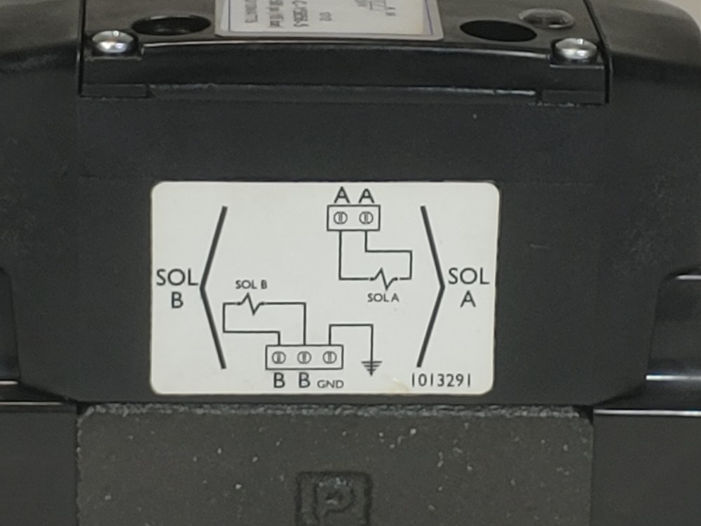 Continental Hydraulics Directional Control Valve VSD03M-3A-NB-68L-C-Y5856-5