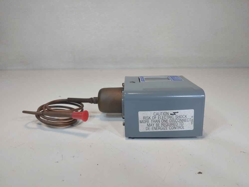 Penn Johnson Controls P72CA-13 DPST Pressure Switch 