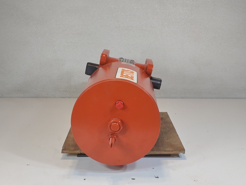 Bettis Double Acting Pneumatic Valve Actuator Model CBB725