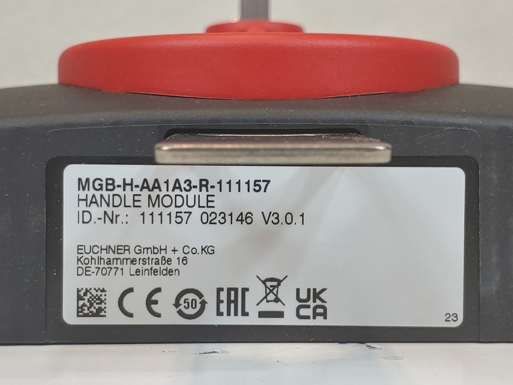 Euchner Safety Switch Unicode MGB-L2H-APA-R-109771 w/ MGB-H-AA1A3-R-111157