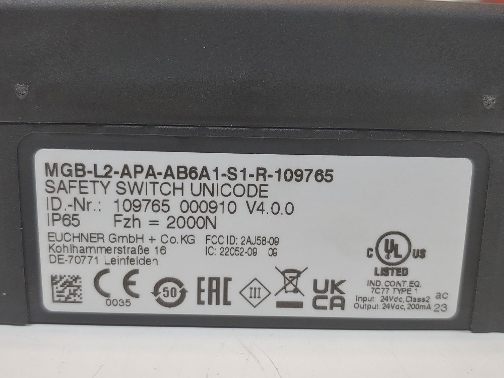 Euchner Safety Switch Unicode MGB-L2H-APA-R-109771 w/ MGB-H-AA1A3-R-111157