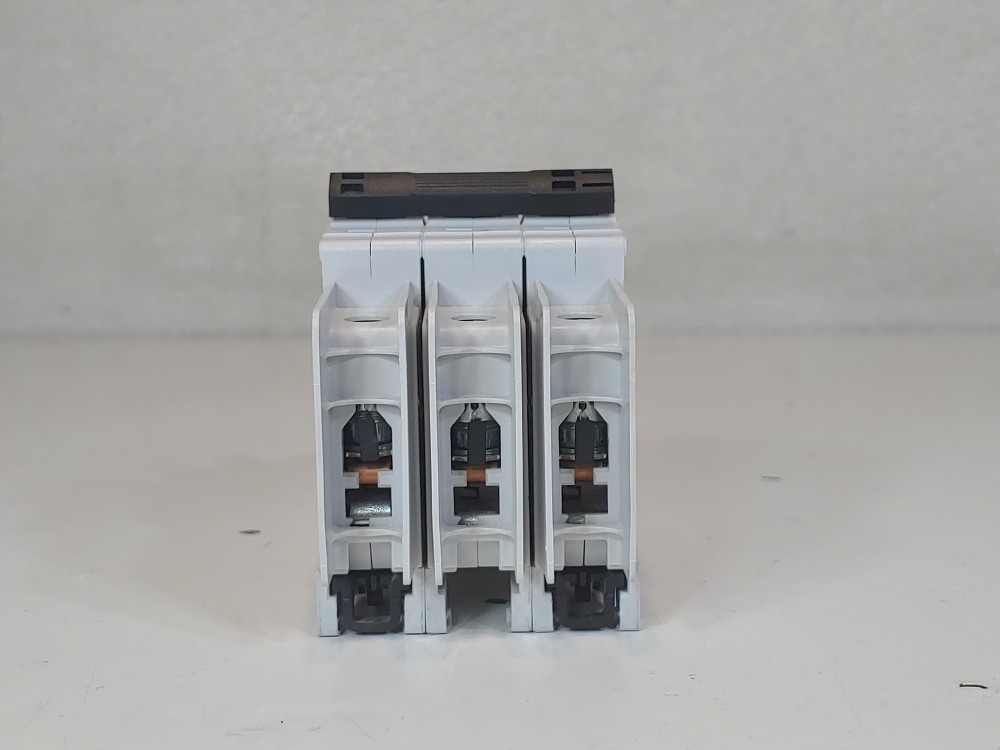 ABB 6A 3-Pole Miniature Circuit Breaker Type SU 203M-C6