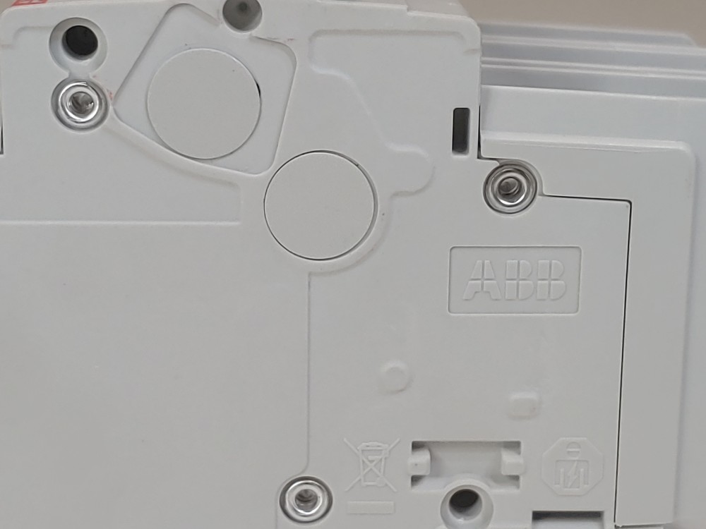 ABB 40A 3-Pole Miniature Circuit Breaker Type SU 203M-C40