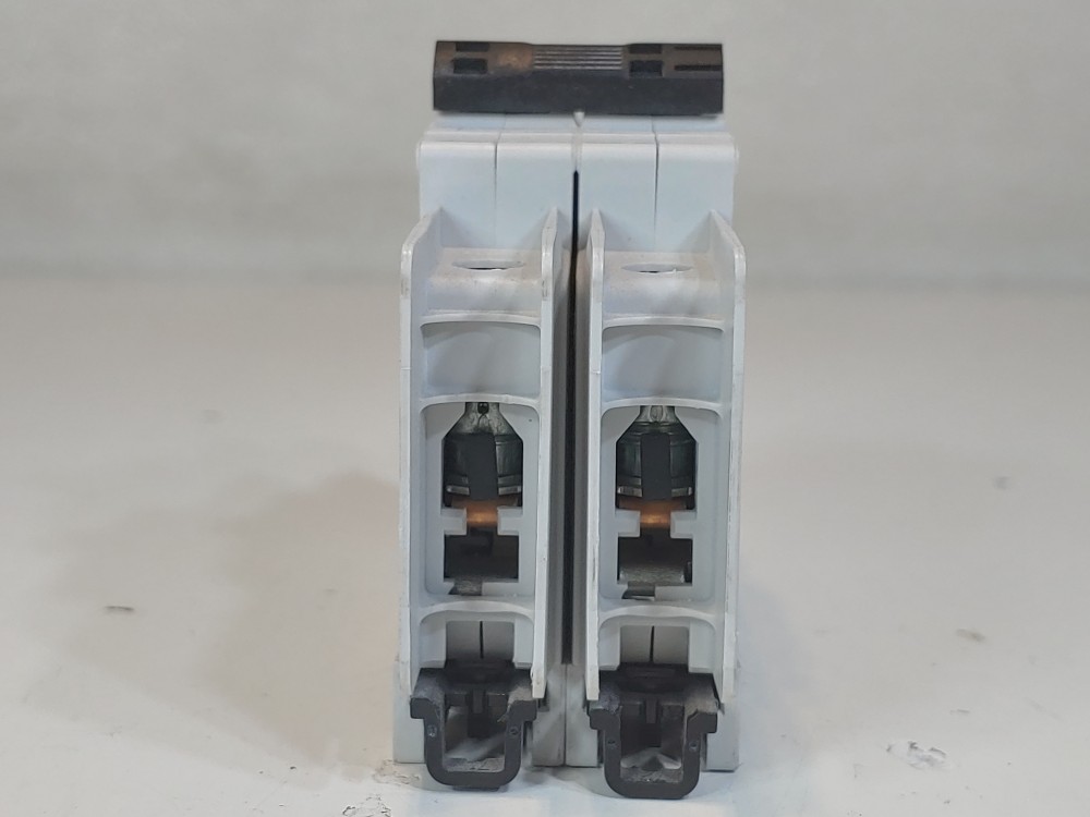 ABB 5 Amp 2-Pole Miniature Circuit Breaker SU 202M