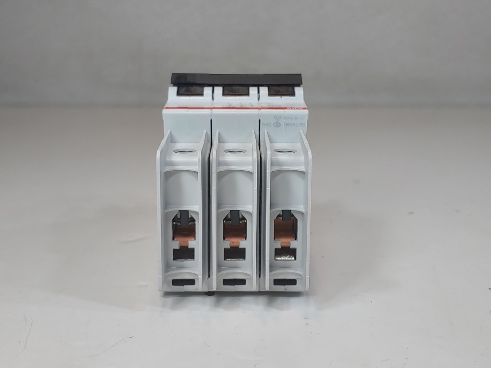 ABB 3-Pole Miniature Circuit Breaker Type SU 203M-C2