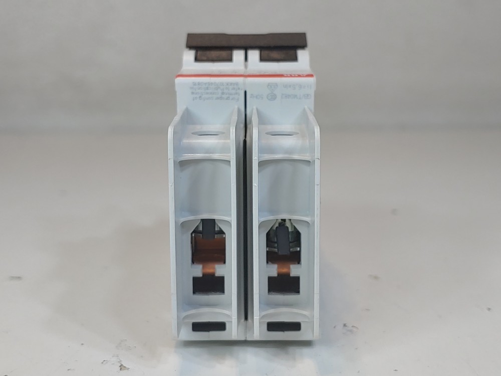 ABB 8 Amp 2-Pole Miniature Circuit Breaker Type SU 202M-C8