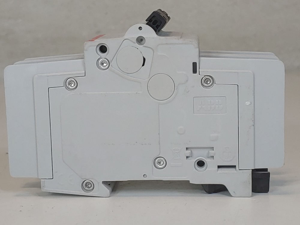 ABB 5 Amp 2-Pole Miniature Circuit Breaker Type SU 202M-K5