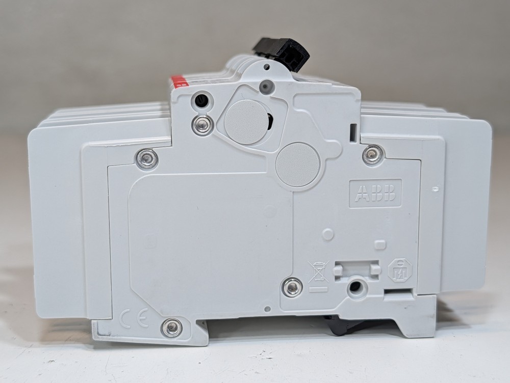 ABB 15 Amp 3-Pole Miniature Circuit Breaker Type SU 203M-K15