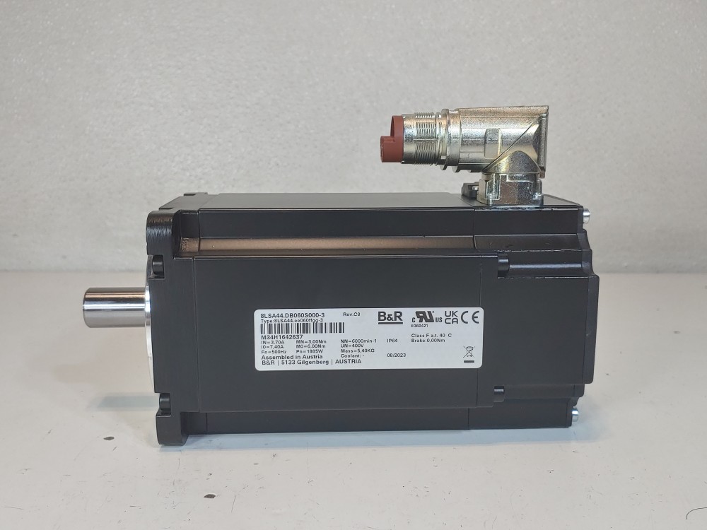 B&R  8LSA44.DB060S000-3 Servo Motor