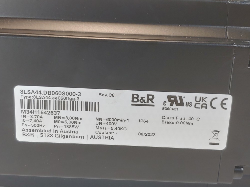 B&R  8LSA44.DB060S000-3 Servo Motor