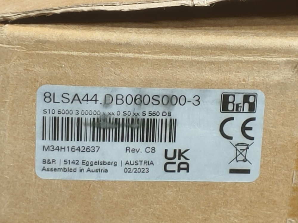 B&R  8LSA44.DB060S000-3 Servo Motor