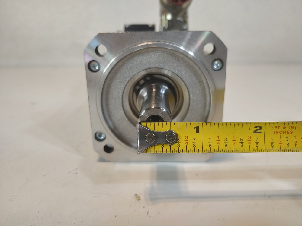 B&R 8LSAA2.D9045S000-3 Servo Motor