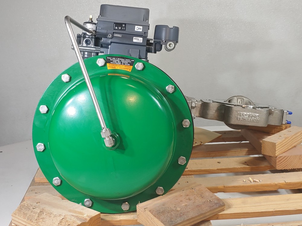 Fisher 4" 150# CF3M 484CV/418KV Actuated Butterfly Valve w/ DVC6200 Positioner 