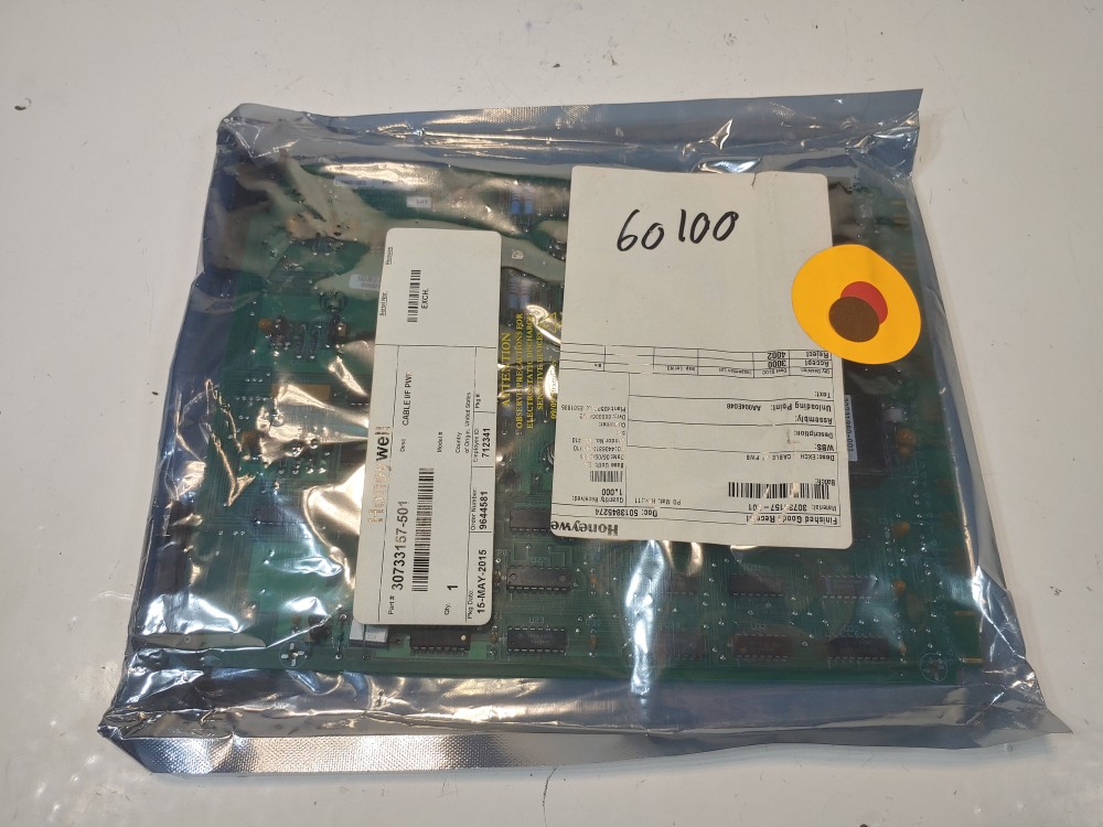 Honeywell 30733157-501 Interface Circuit Board 