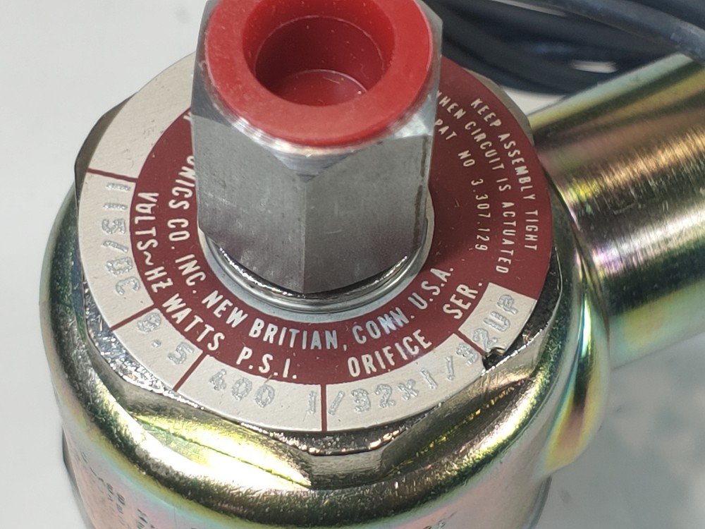 Peter Paul  1/4" Solenoid Valve 115 VDC  Model E26X00150CH 