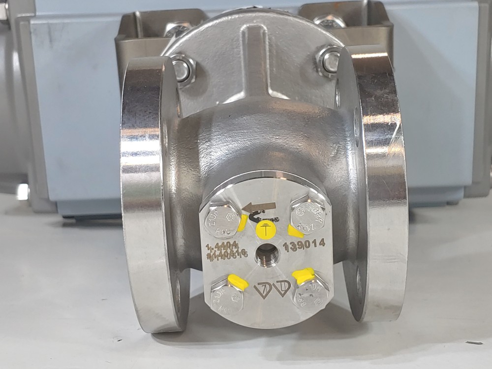VETEC 1-1/2" 150#  Air Torque PT550U Actuated Valve CF8M w/ Samson Positioner