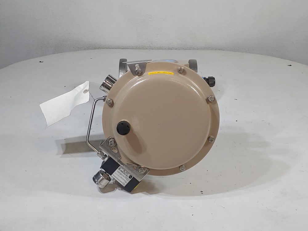 Samson 2" 300# 3277 CF8M Actuated Globe Valve w/ 3730-5 Positioner