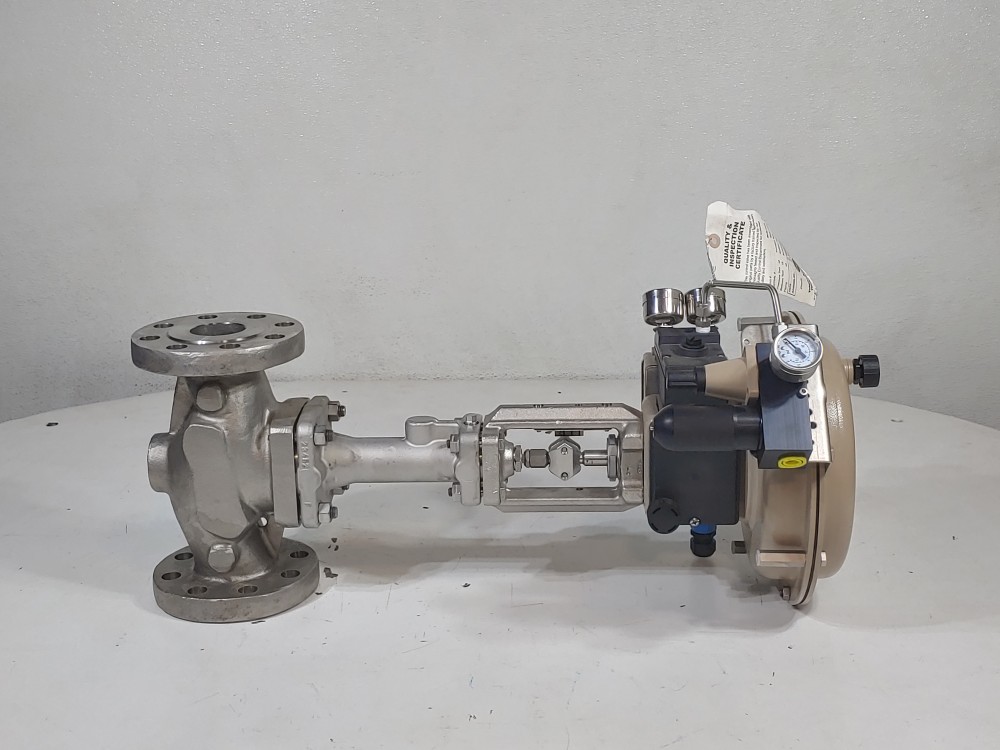 Samson 2" 300# 3277 CF8M Actuated Globe Valve w/ 3730-5 Positioner