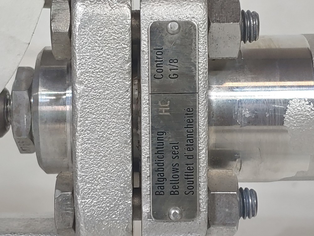 Samson 2" 300# 3277 CF2M Actuated Globe Valve w/ 3730-3 Positioner