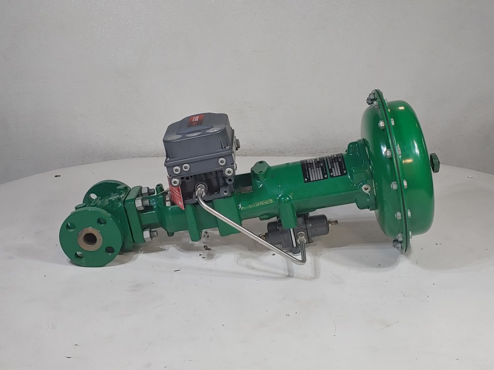 Fisher 1" 300# Control Valve w/ 667 Actuator & DVC6200 FieldVue Positioner 