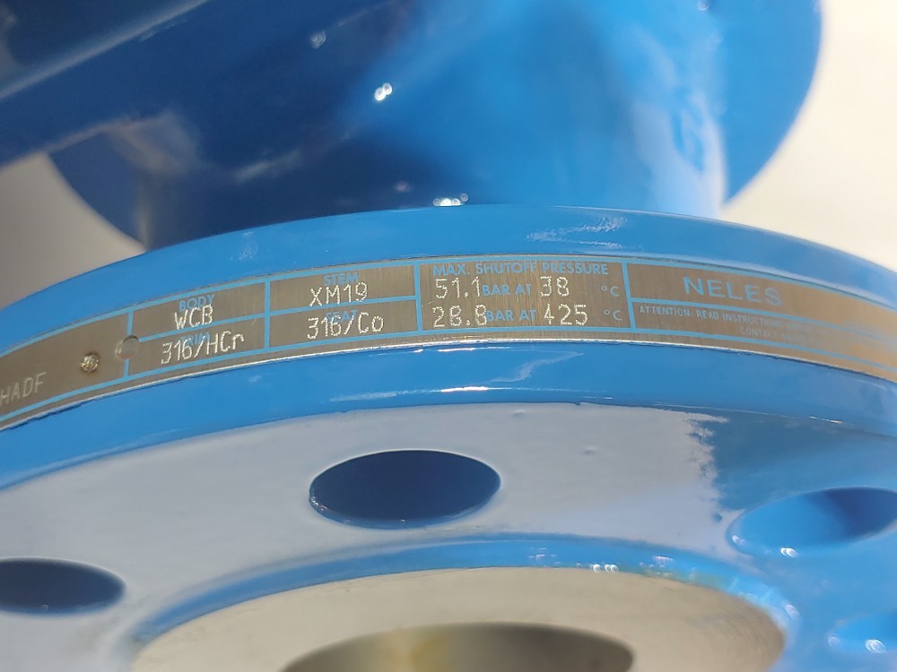 Jamesbury 2" 300# Actuated Flanged Ball Valve VPVL450DABD w/ Limit Switch
