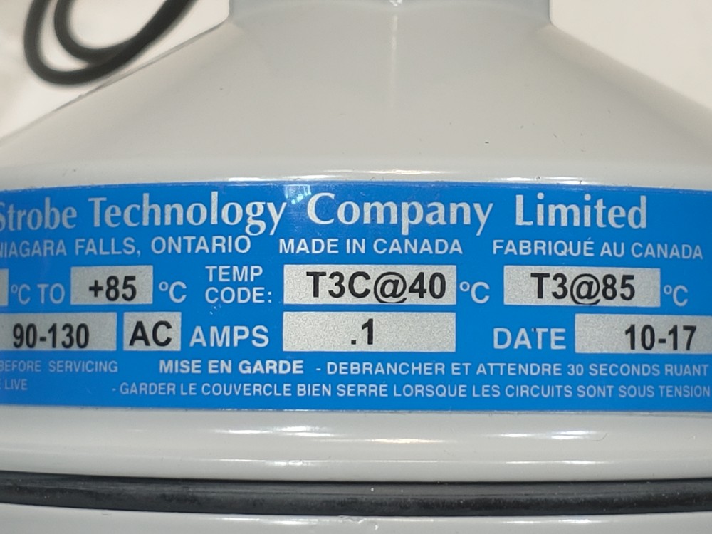 Applied Hazardous Location  AST 14 S Amber Strobe Light C1D2, N4