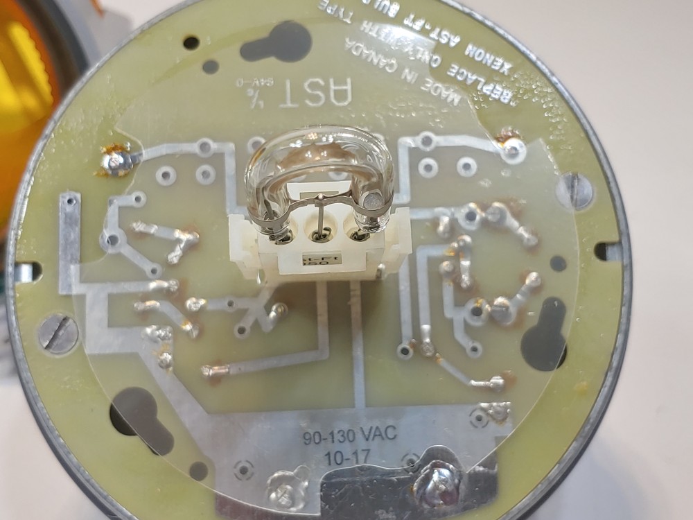 Applied Hazardous Location  AST 14 S Amber Strobe Light C1D2, N4