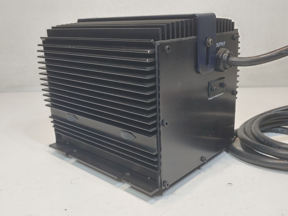 Signet 24V Scissor Lift Battery Charger HB600-24B
